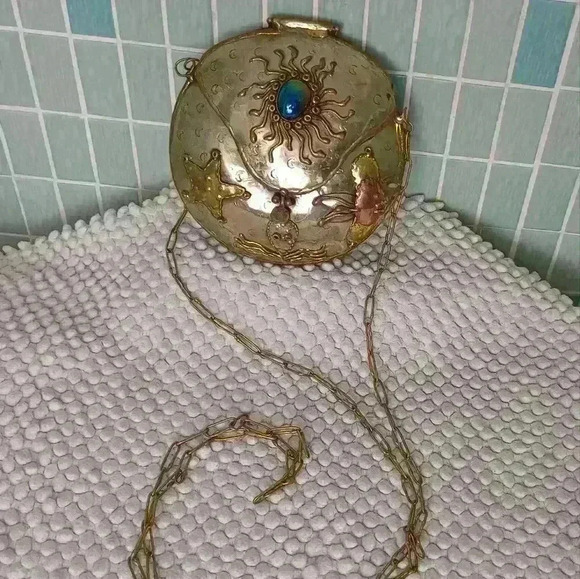 Lunacy Vintage Handcrafted Metal Chain Mermaid Crossbody Bag Purse - Picture 2 of 11